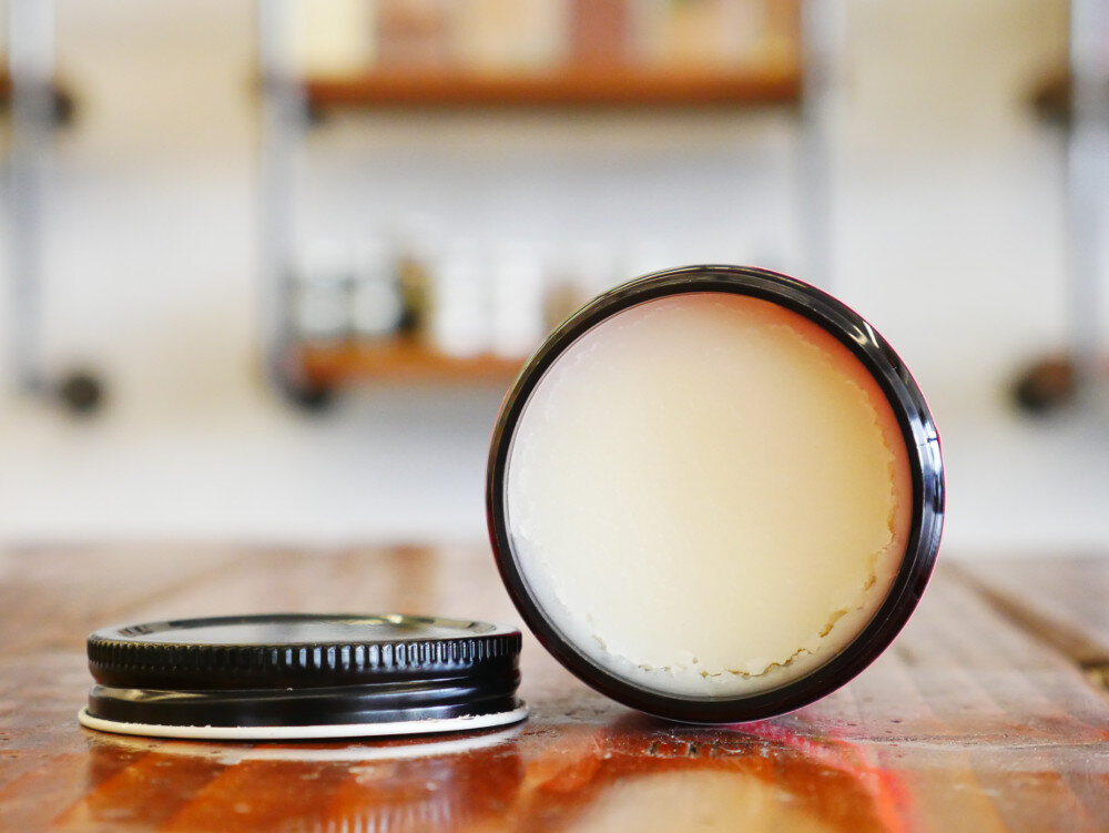 Lockharts Holiday Hooby Whatty Medium Hold oilbased Pomade 113g